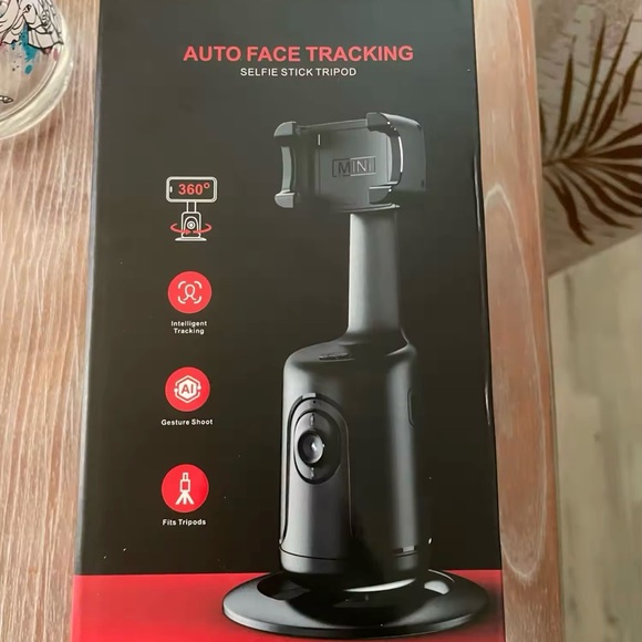 360 Auto Face Tracking Auto Phone Holder - Picture 9 of 9